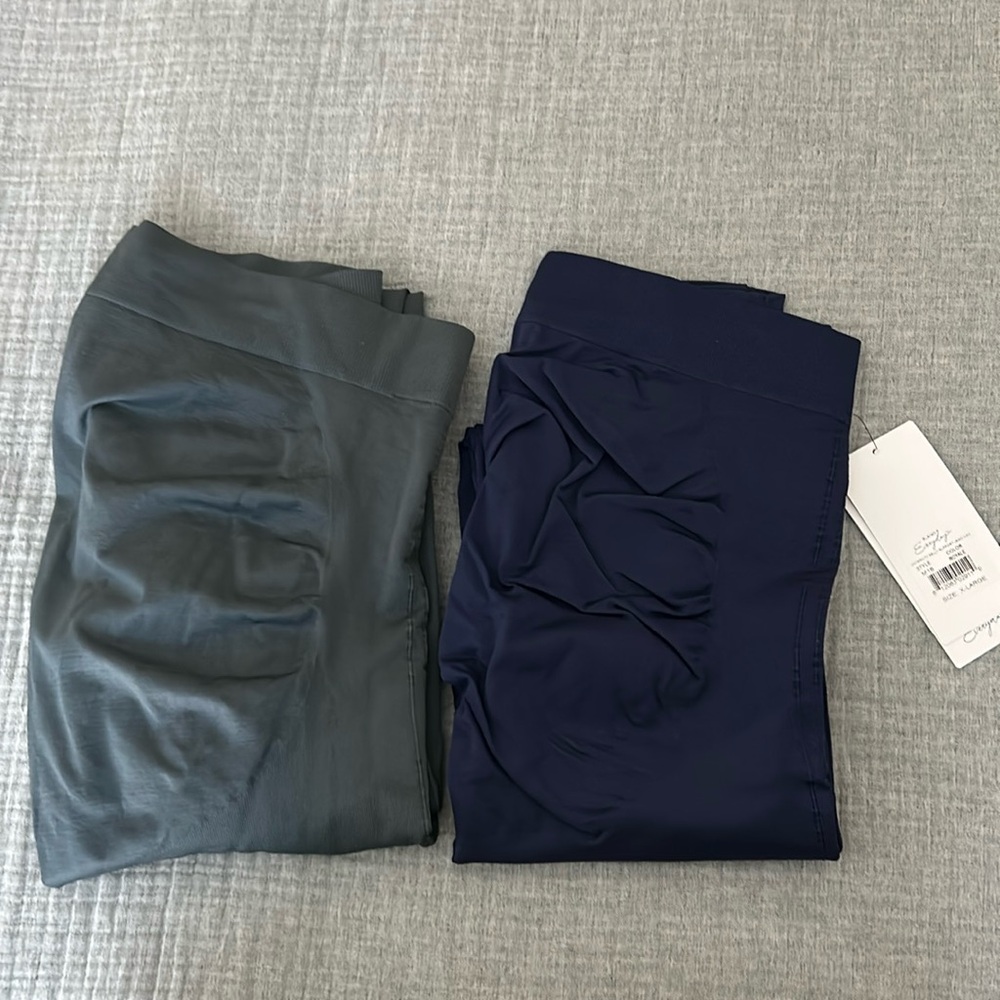 2 Pairs Blanqi maternity leggings